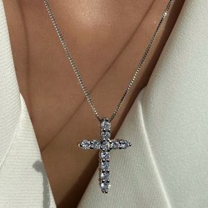 NEW CROSS 925 STERLING SILVER DIAMOND NECKLACE, NICE NECKLACE, CUTE NECKLACE